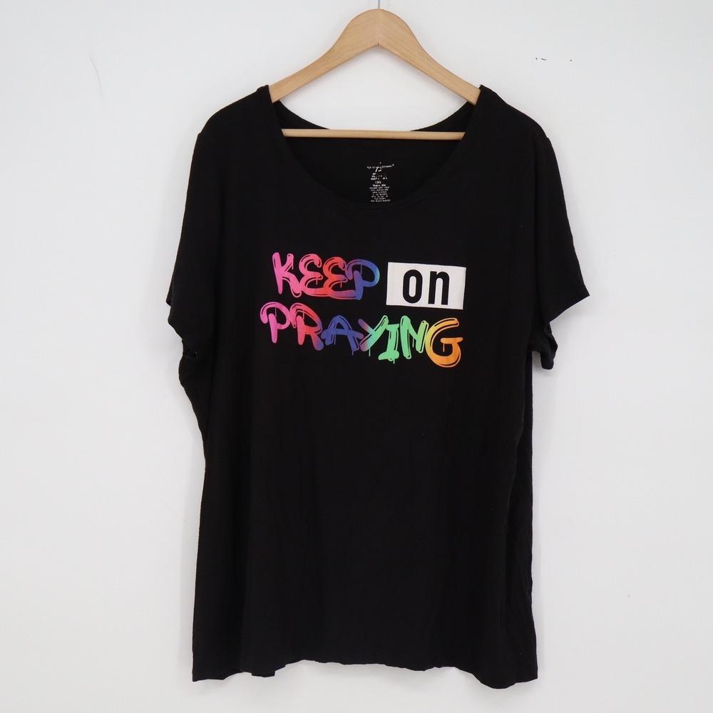 Ashley Stewart Graphic Tee Womens 2X Black Keep On Praying Rainbow Excellent